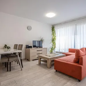  Apartament Spacious Terrace With Free Private Parking Czechy