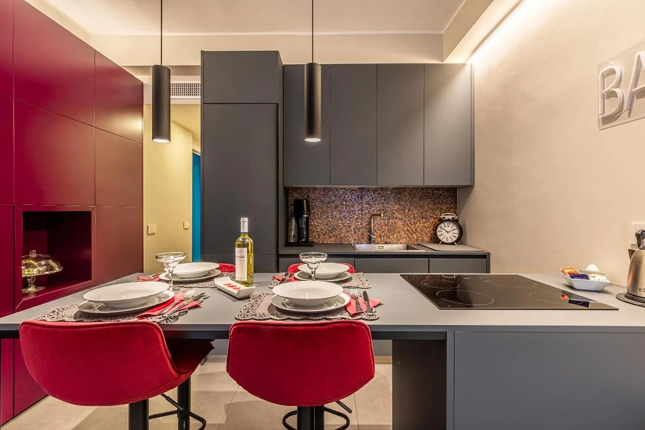 Duomo A 2 Fermate - Tiny Apartment In Pta Venezia Milan